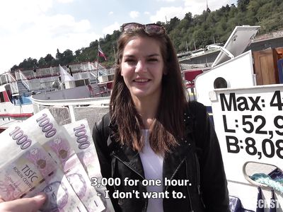 Čehu meiča nopelna naudu drāžoties ar svešinieku pie dabas